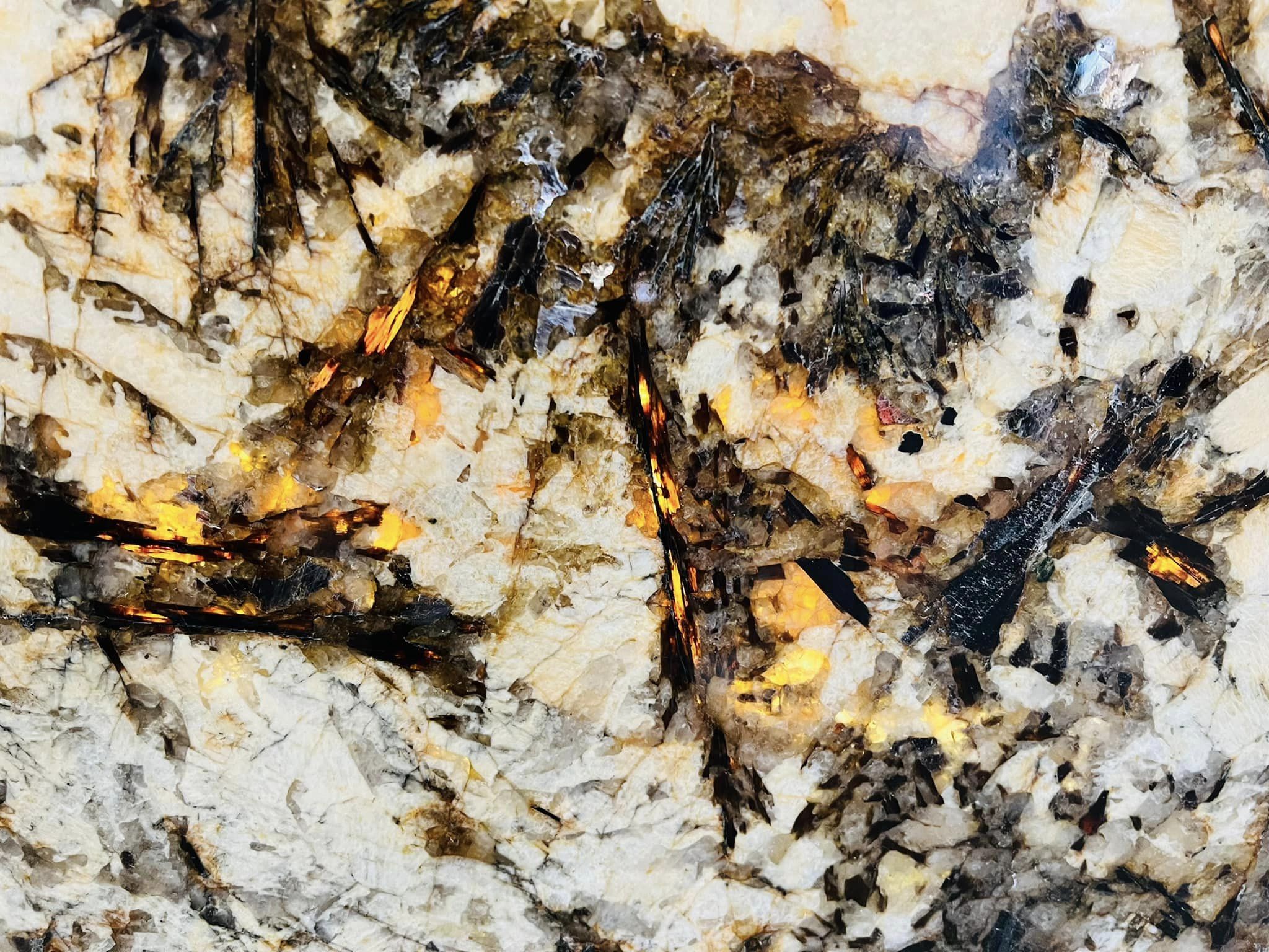 Đá Granite Vàng Bạch Dương DG02